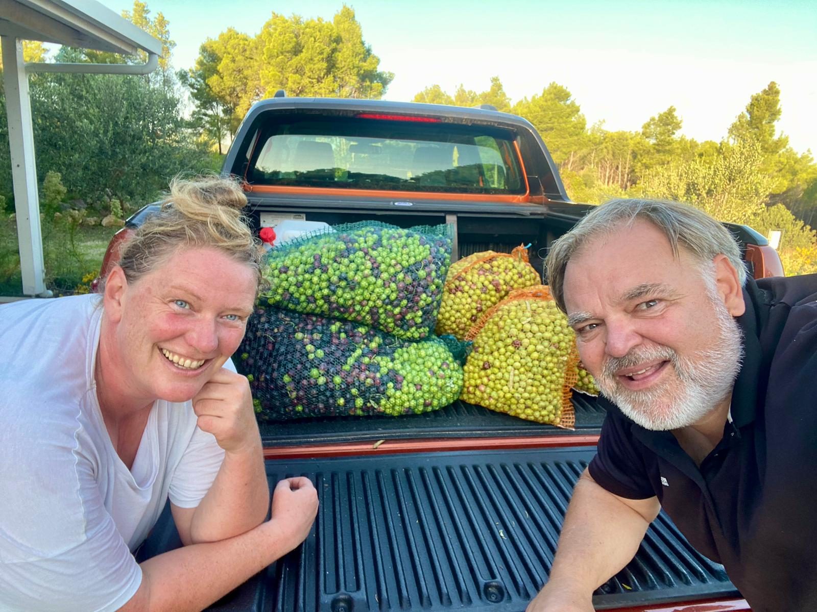 Christina und Peter nach der Ernte